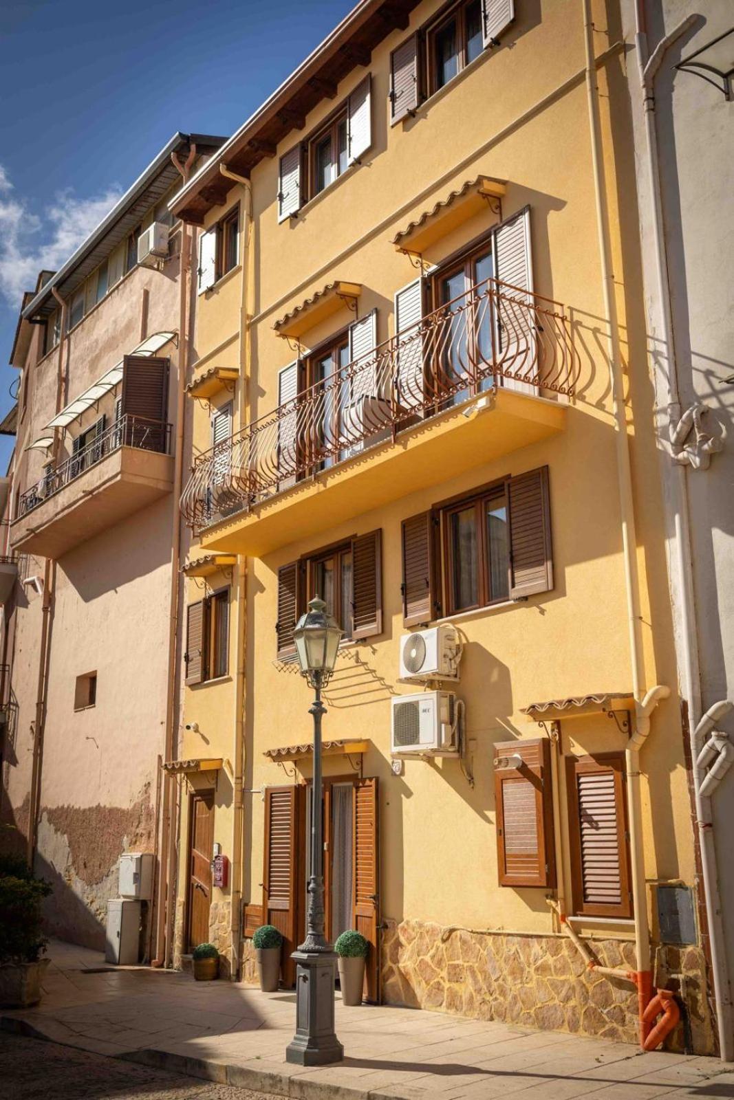 Sunshine Apartments Trappeto  Buitenkant foto